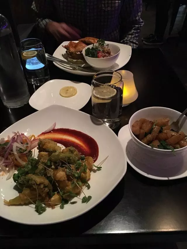 Avenue Kitchen & Bar