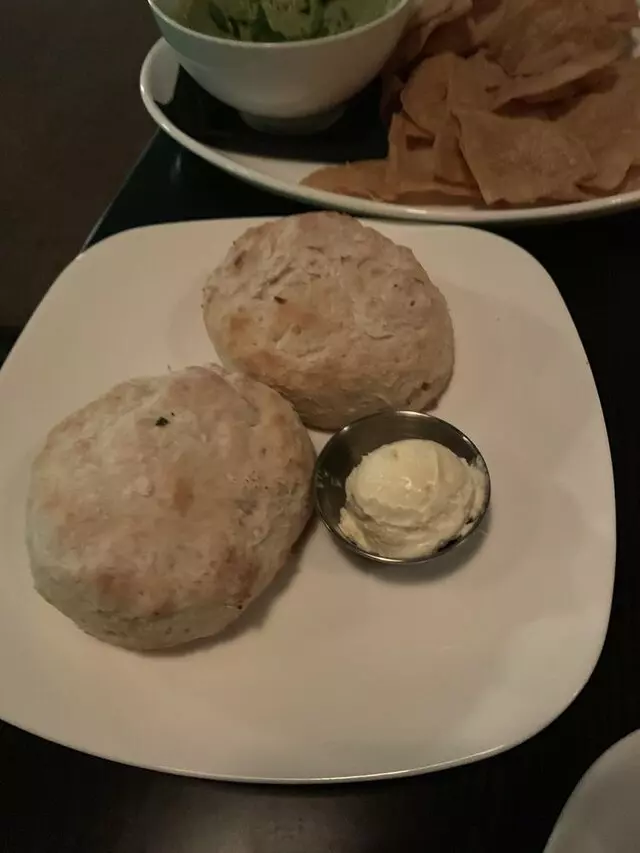 Avenue Kitchen & Bar