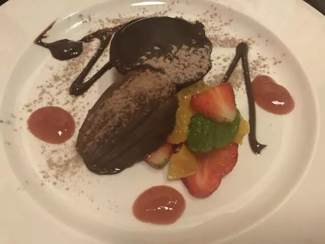 Avenue Kitchen & Bar