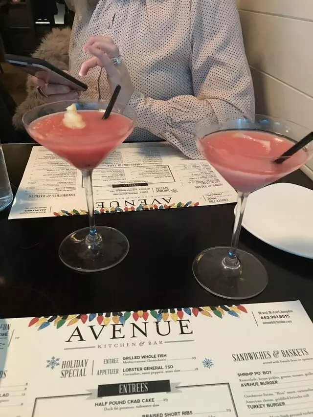 Avenue Kitchen & Bar