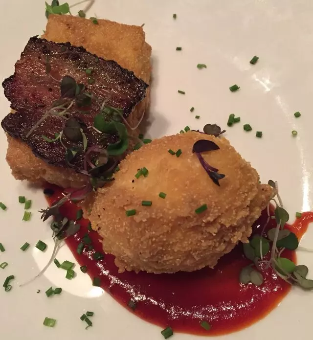 Avenue Kitchen & Bar