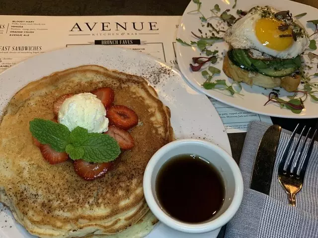 Avenue Kitchen & Bar