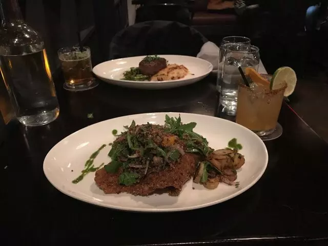 Avenue Kitchen & Bar