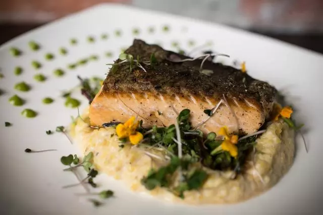 Avenue Kitchen & Bar