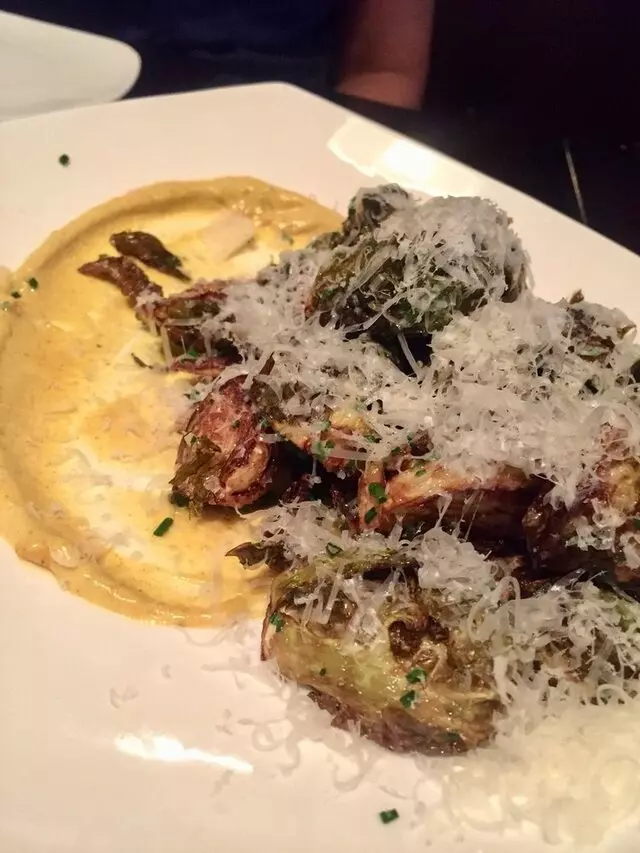 Avenue Kitchen & Bar