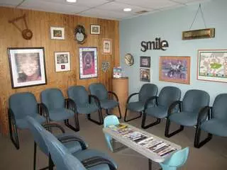 Arthur L Goldvarg, DDS