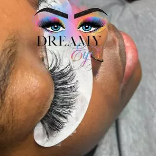 Dreamy Eyes By Kris