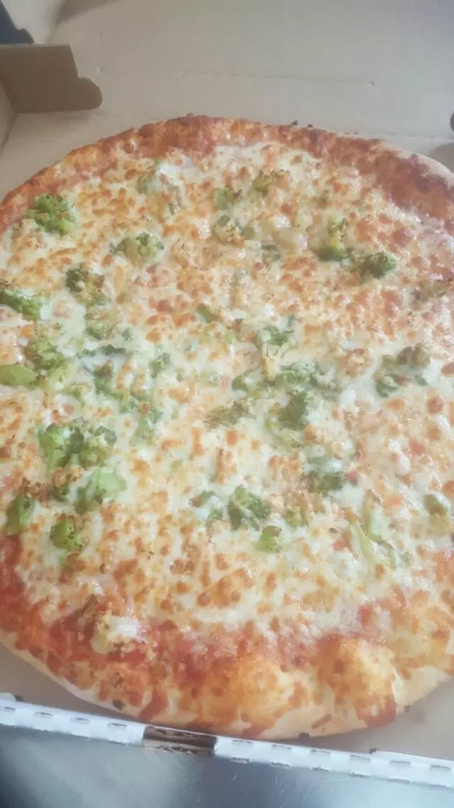American Wings & Pizza