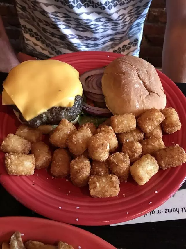 Alexander’s Tavern