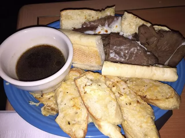 Alexander’s Tavern