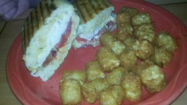 Alexander’s Tavern