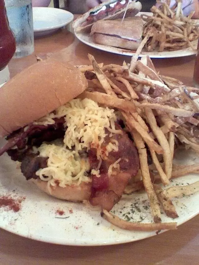 Alexander’s Tavern