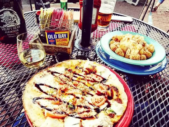 Alexander’s Tavern