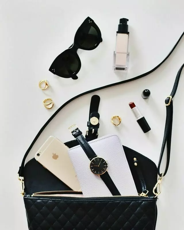 210 beauty bar