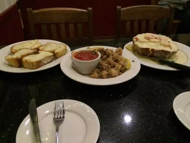 Amicci’s