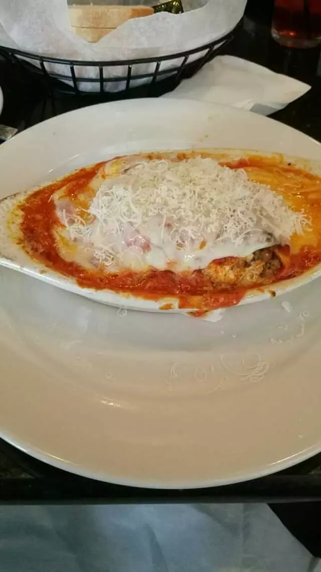 Amicci’s