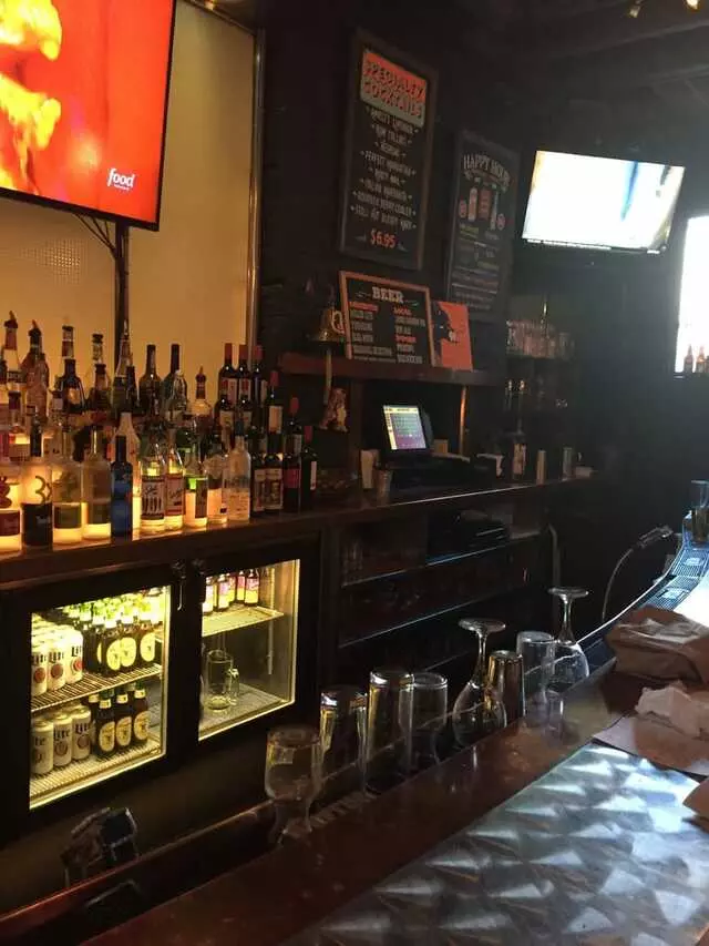 Amicci’s