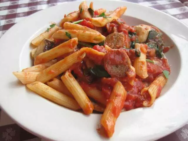 Amicci’s