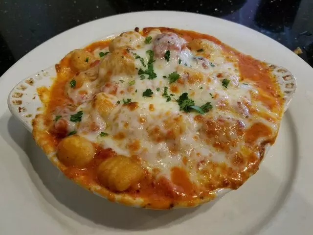 Amicci’s