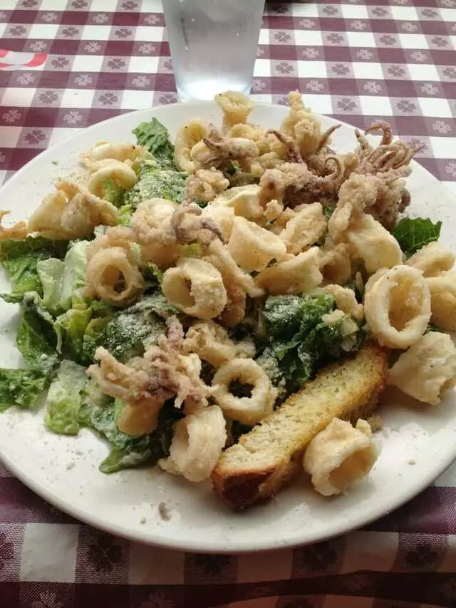 Amicci’s