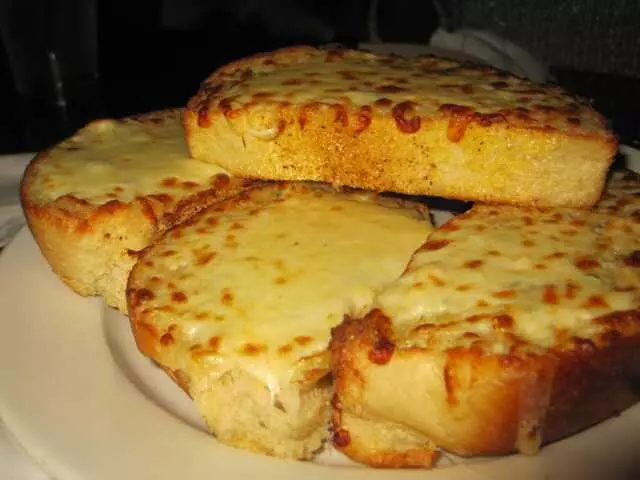 Amicci’s