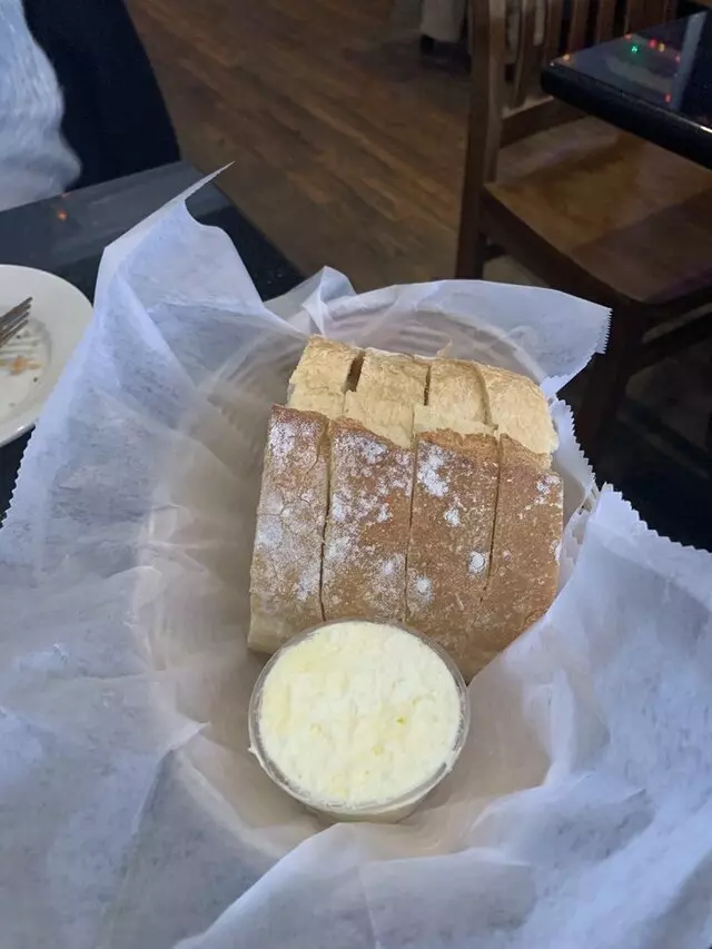 Amicci’s
