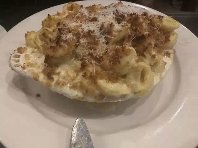 Amicci’s