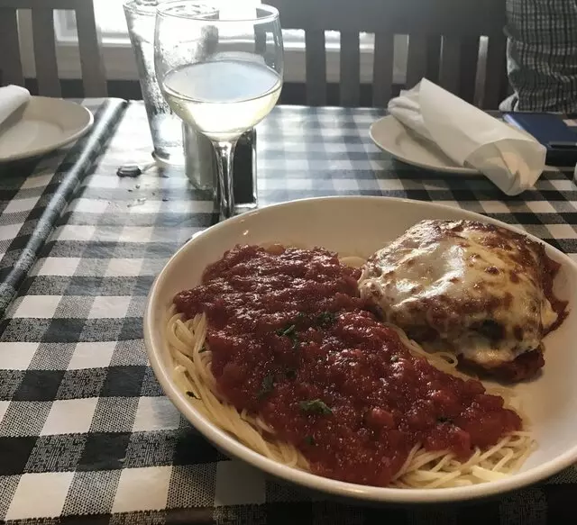 Amicci’s