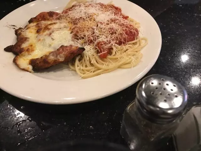 Amicci’s