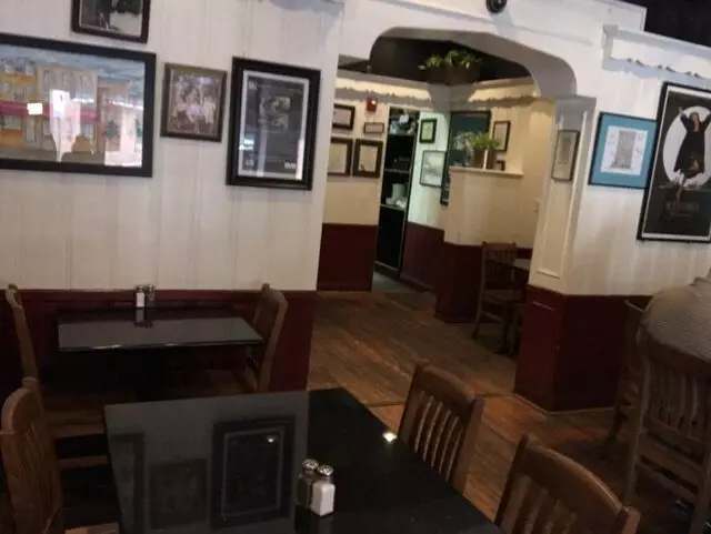 Amicci’s