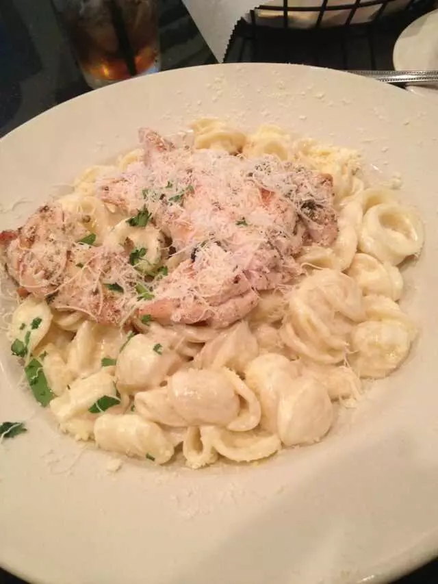 Amicci’s
