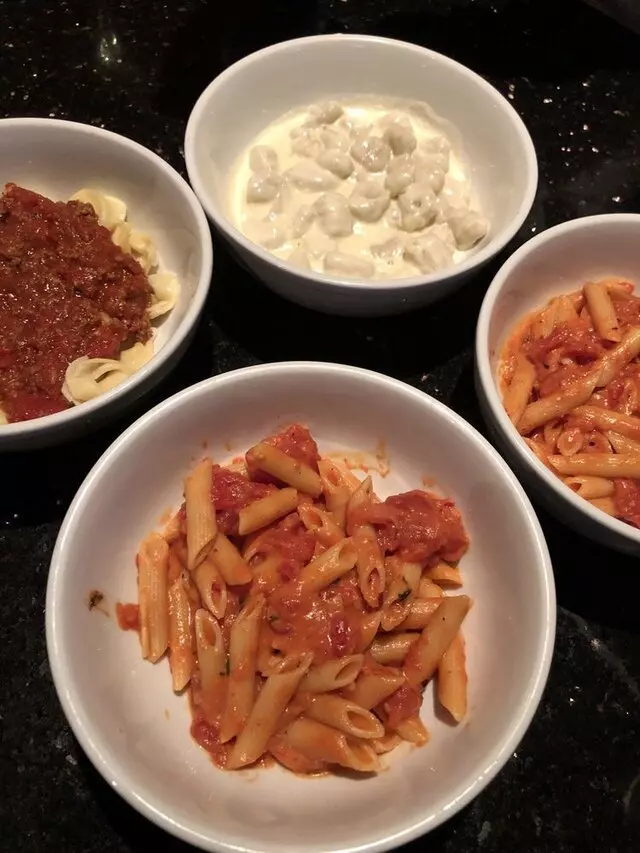 Amicci’s