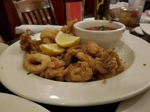 Amicci’s