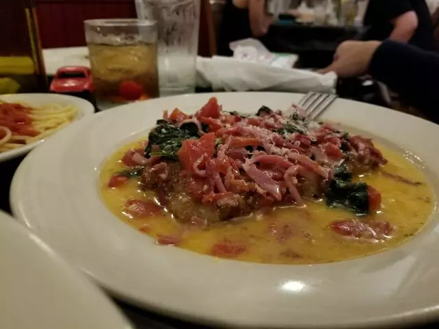 Amicci’s