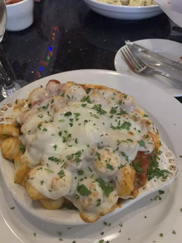 Amicci’s