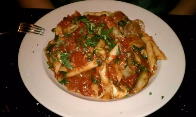 Amicci’s