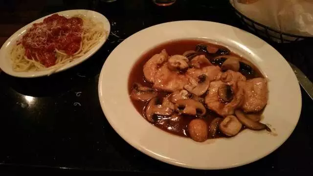 Amicci’s
