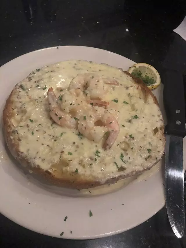 Amicci’s