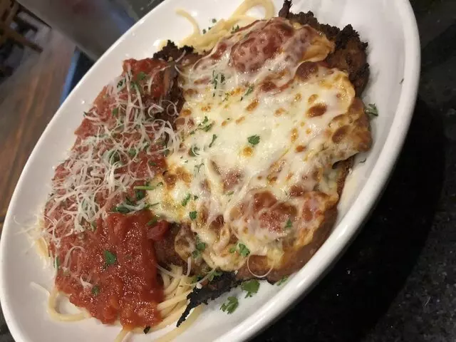 Amicci’s