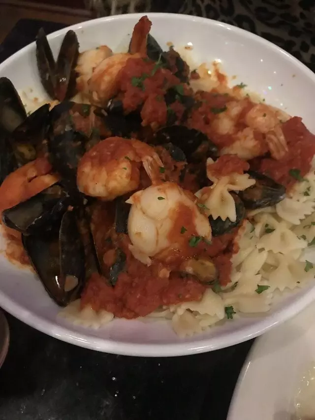 Amicci’s