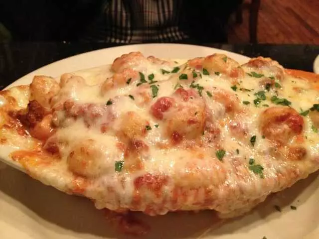 Amicci’s