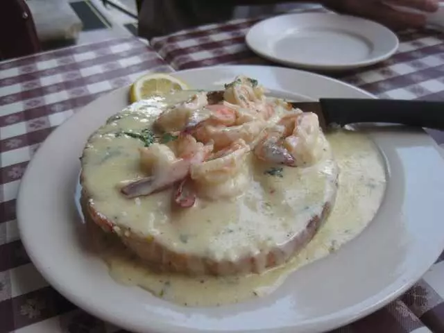 Amicci’s