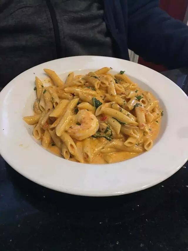 Amicci’s