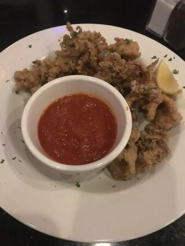 Amicci’s