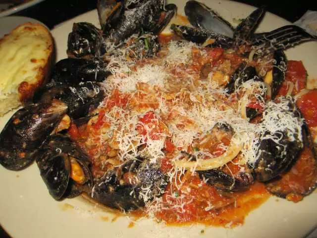 Amicci’s