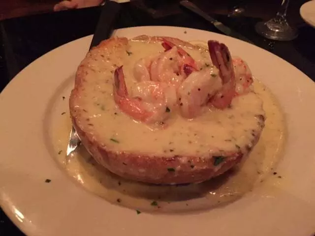 Amicci’s