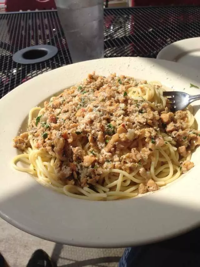 Amicci’s