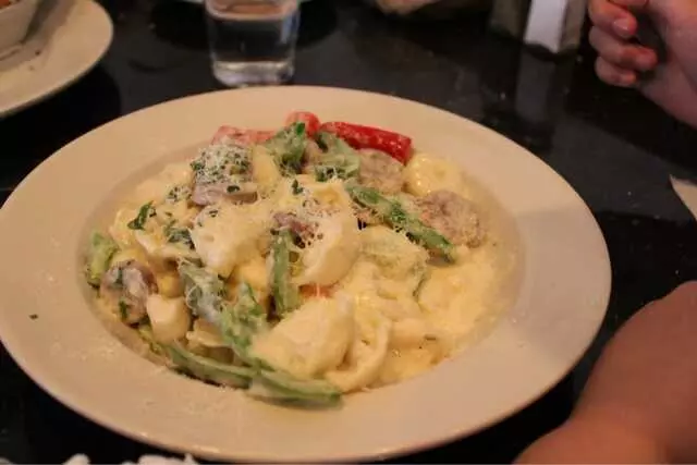 Amicci’s