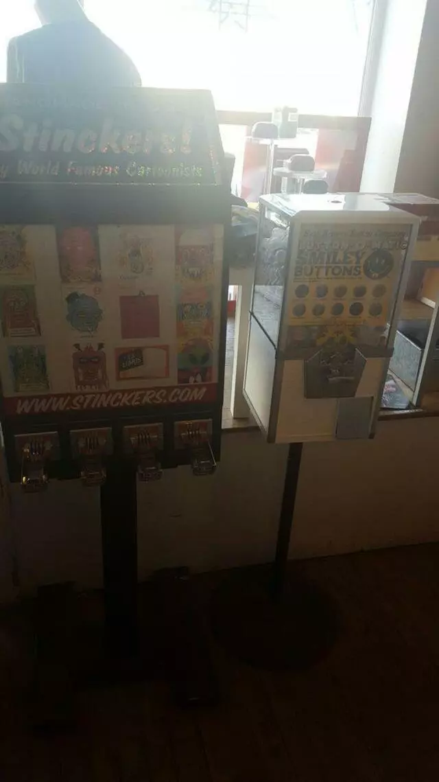 Atomic Books